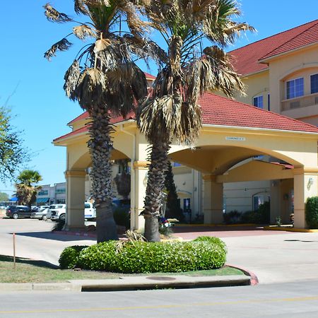 Baymont Inn & Suites Brenham Extérieur photo