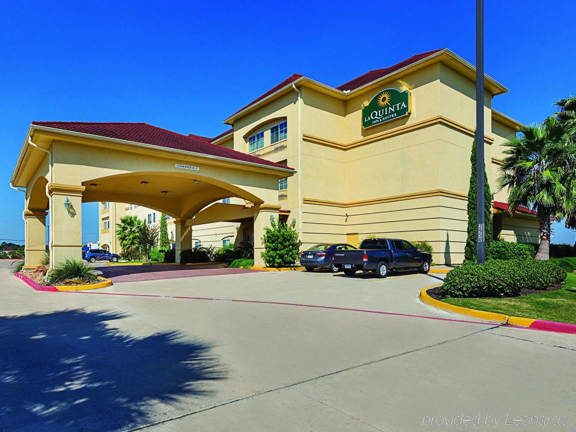 Baymont Inn & Suites Brenham Extérieur photo
