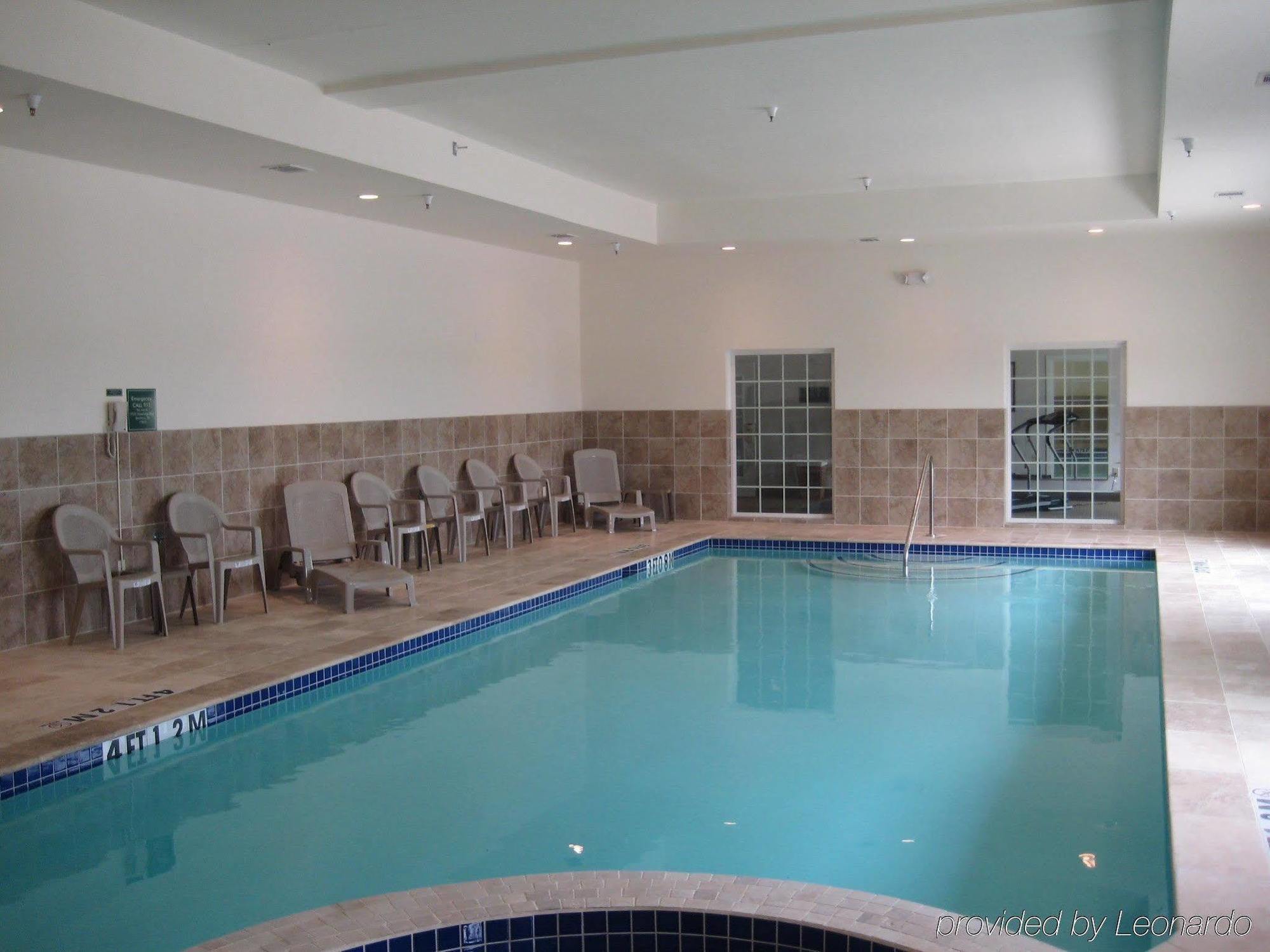 Baymont Inn & Suites Brenham Extérieur photo